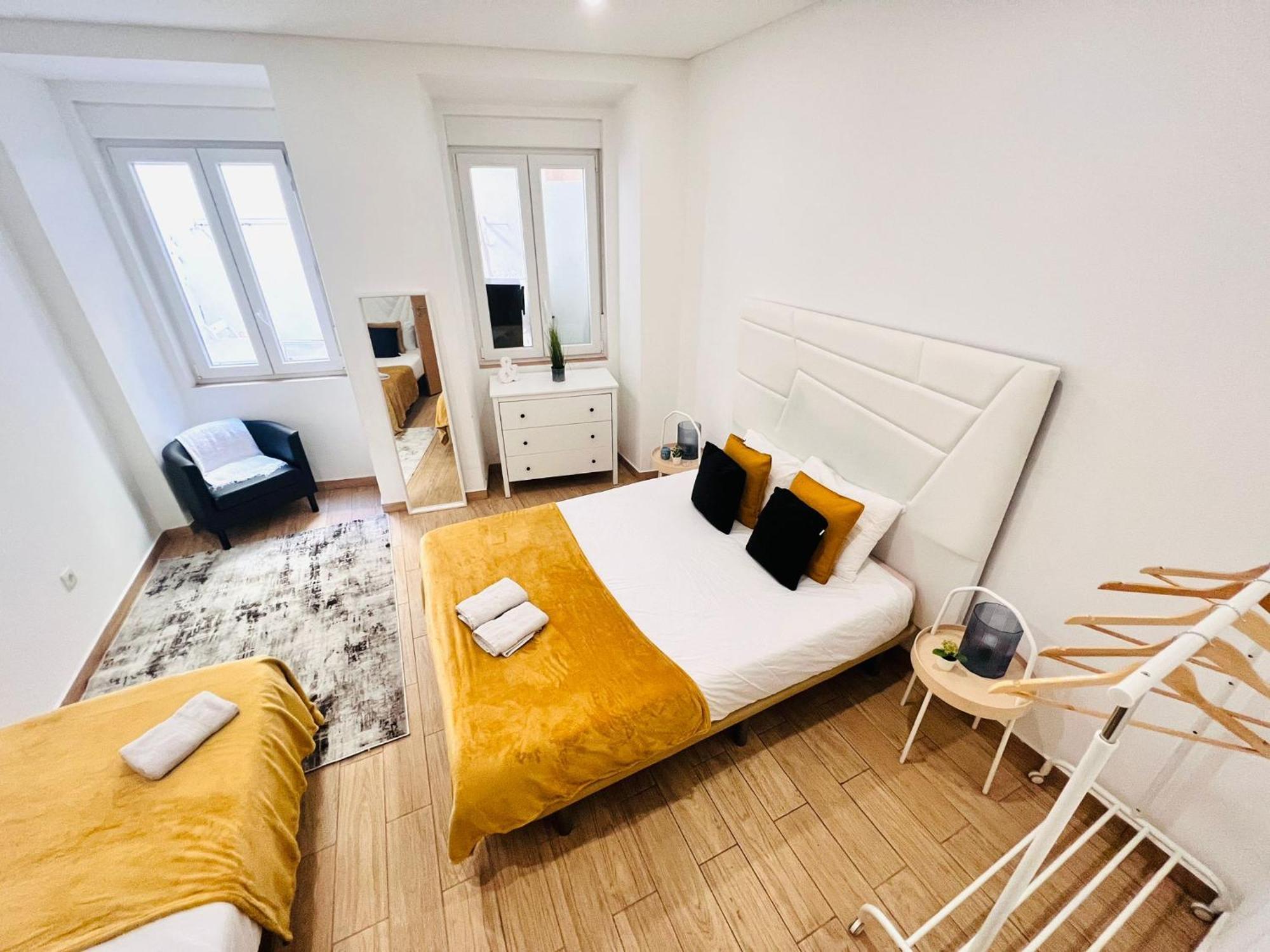 Albergue Rooms, Ideal Location For Tourists *