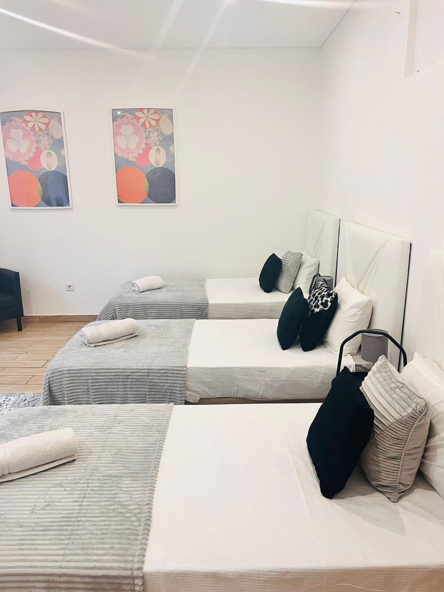 Rooms, Ideal Location For Tourists